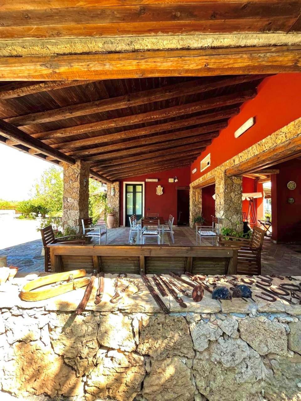 Case Di Loco Castro Agnone Bagni Exteriör bild