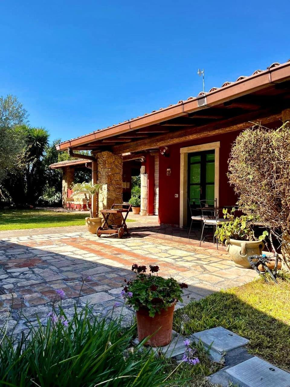 Case Di Loco Castro Agnone Bagni Exteriör bild