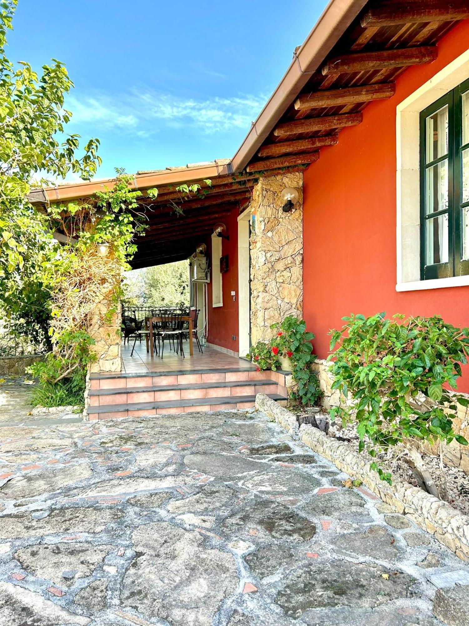 Case Di Loco Castro Agnone Bagni Exteriör bild